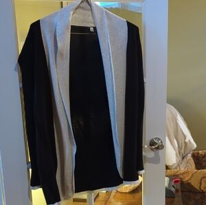 Women's Black and Gray Cardigan